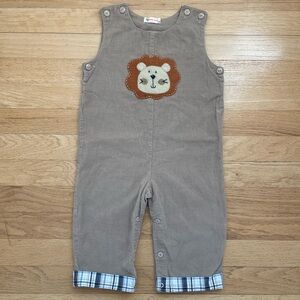 LUIGI KIDS VGUC Boys Corduroy Plaid Cuff Lion Appliqué Longalls